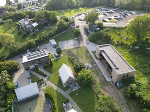 Areál z ptačí perspektivy