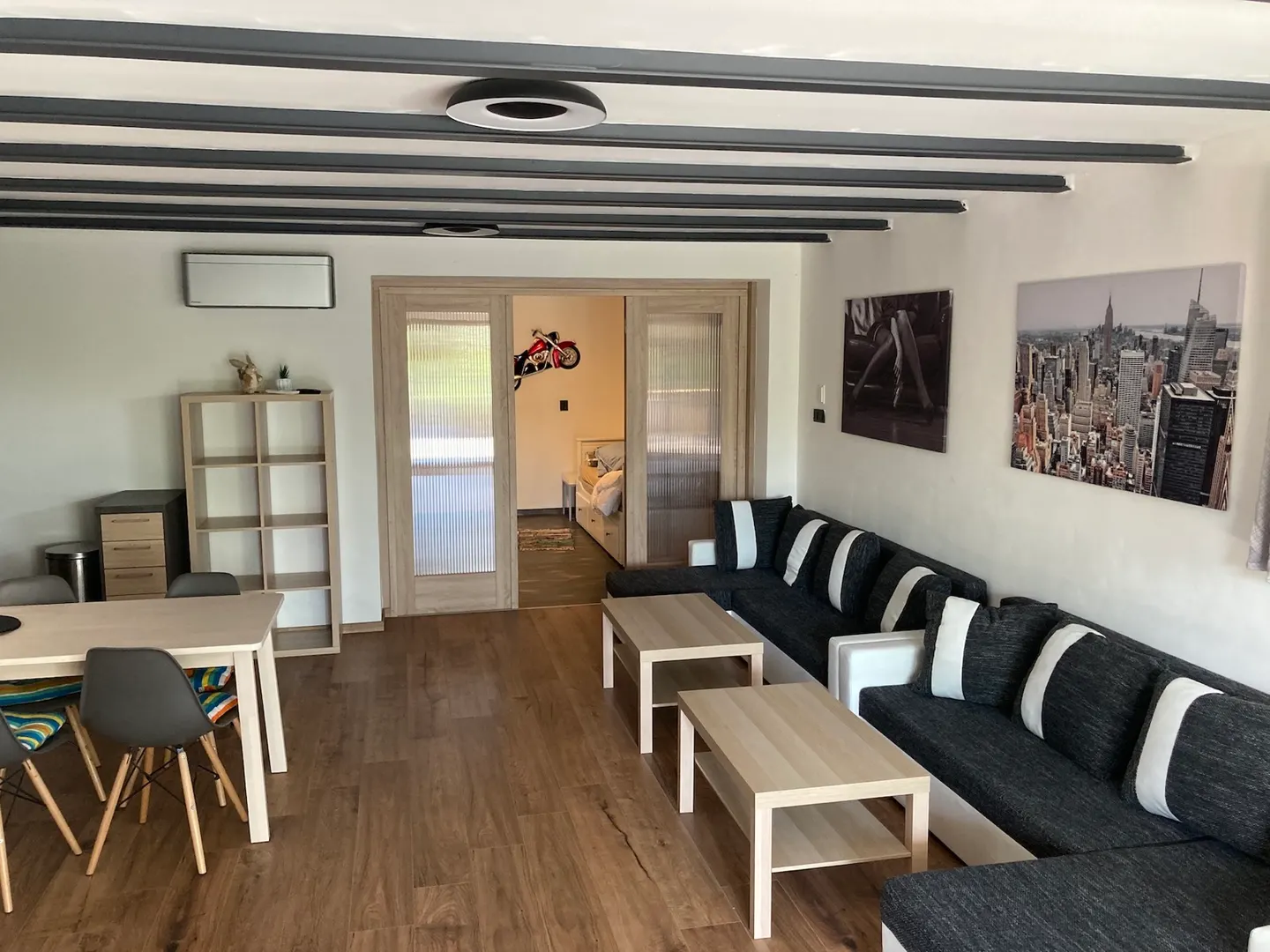 Apartmán v přízemí — Retro Chaty Soběšky (5)